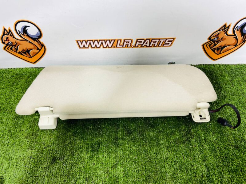LR156561 Right sun visor for Range Rover L460 (2023-) used cost  € in stock 1 pcs.