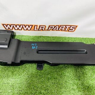 LR159427 Left Air Duct Range Rover L460 (2023-) Used"" cost  € in stock 1 pcs.