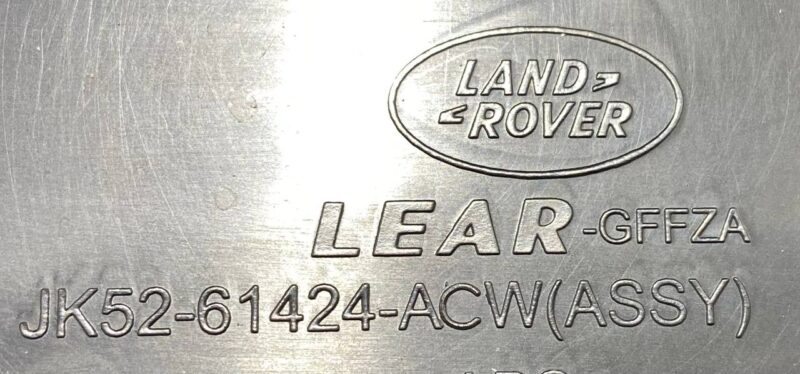 LR161661 Front right seat cover for Range Rover L460 (2023-) Used cost  € in stock 1 pcs.