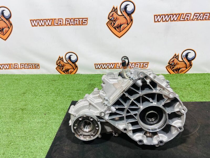 LR162009 Transfer case Range Rover L460 (2023-) Used cost  € in stock 1 pcs.