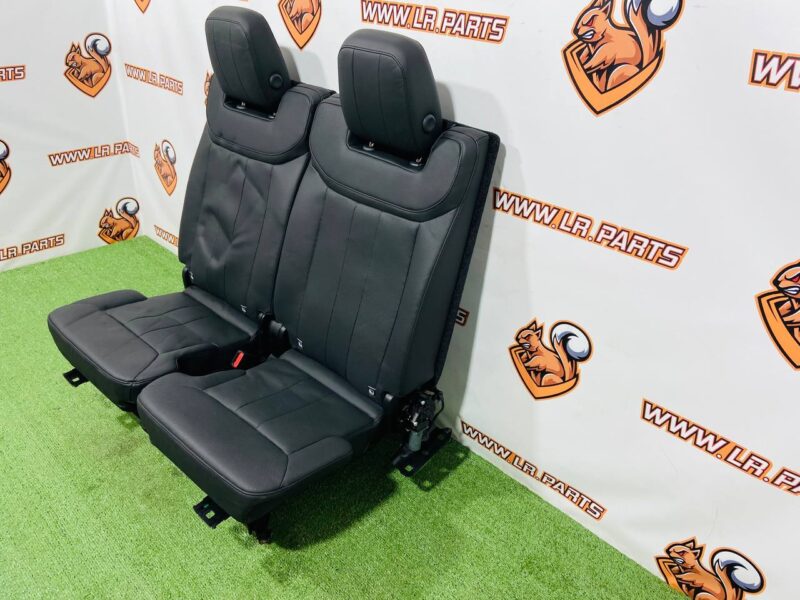 LR166217 Rear seat assembly 3rd row Range Rover L460 (2023-) Used cost  € in stock 1 pcs.