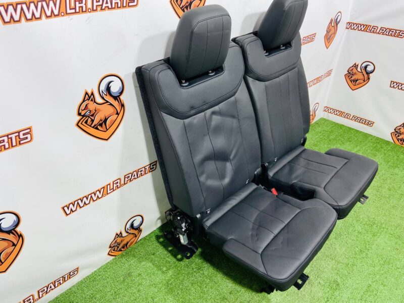 LR166217 Rear seat assembly 3rd row Range Rover L460 (2023-) Used cost  € in stock 1 pcs.