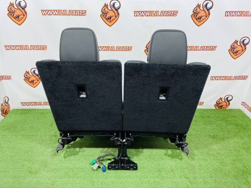 LR166217 Rear seat assembly 3rd row Range Rover L460 (2023-) Used cost  € in stock 1 pcs.