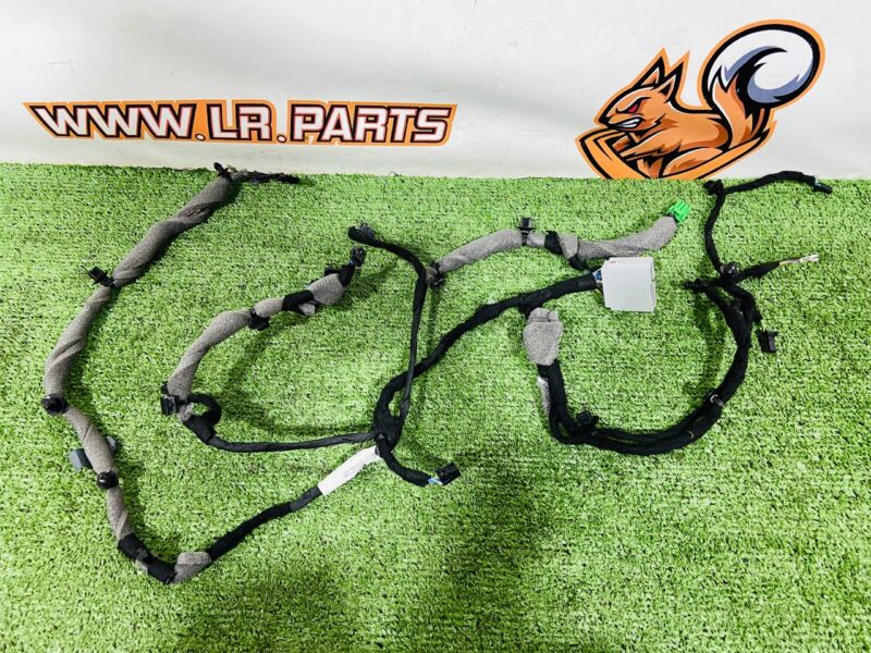 LR175051 Wiring of the Range Rover L460 (2023-) instrument panel Used cost  € in stock 1 pcs.