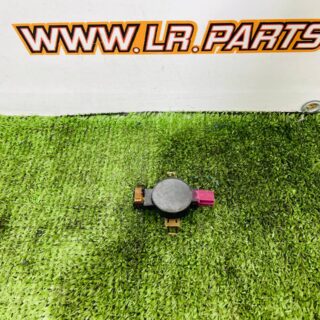 LR175336 Rain sensor Range Rover L460 (2023-) Used cost  € in stock 1 pcs.