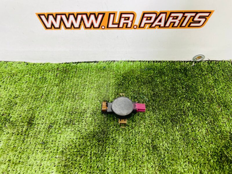 LR175336 Rain sensor Range Rover L460 (2023-) Used cost  € in stock 1 pcs.