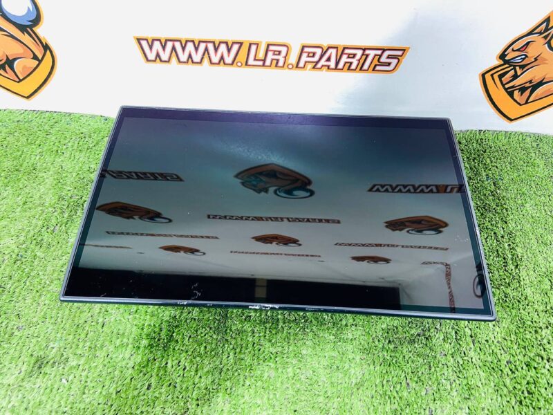 LR176607 Screen of the Range Rover Sport L461 (2023-) multimedia system Used cost 1 600 € in stock 1 pcs.