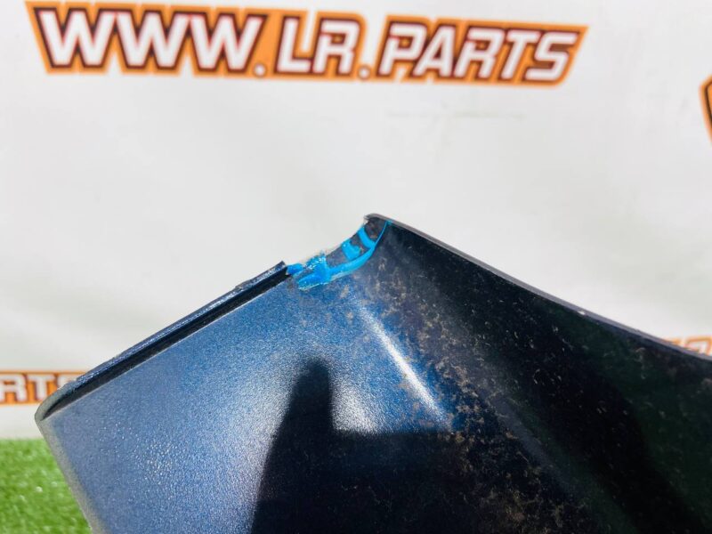 LR177502 Right headlight mounting bracket for Range Rover L460 (2023-) Used cost  € in stock 1 pcs.