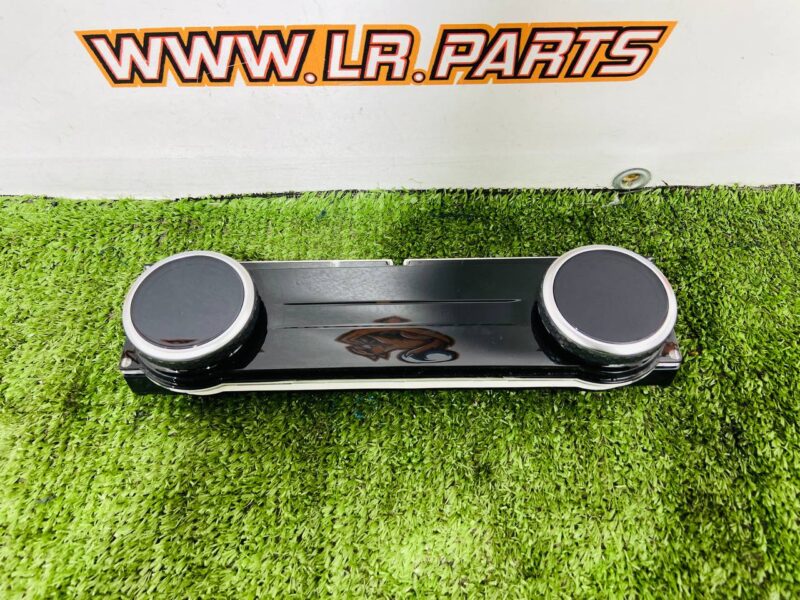 LR180122 Control Panel of the Range Rover Sport L461 (2023-) Air Conditioner Used cost  € in stock 1 pcs.