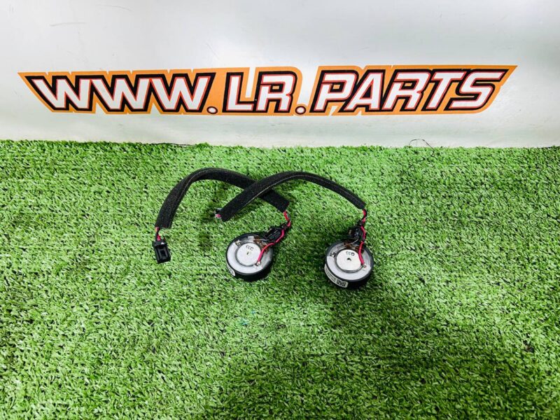 LR182116 High-frequency rear door speaker for Range Rover L460 (2023-) Used cost  € in stock 2 pcs.