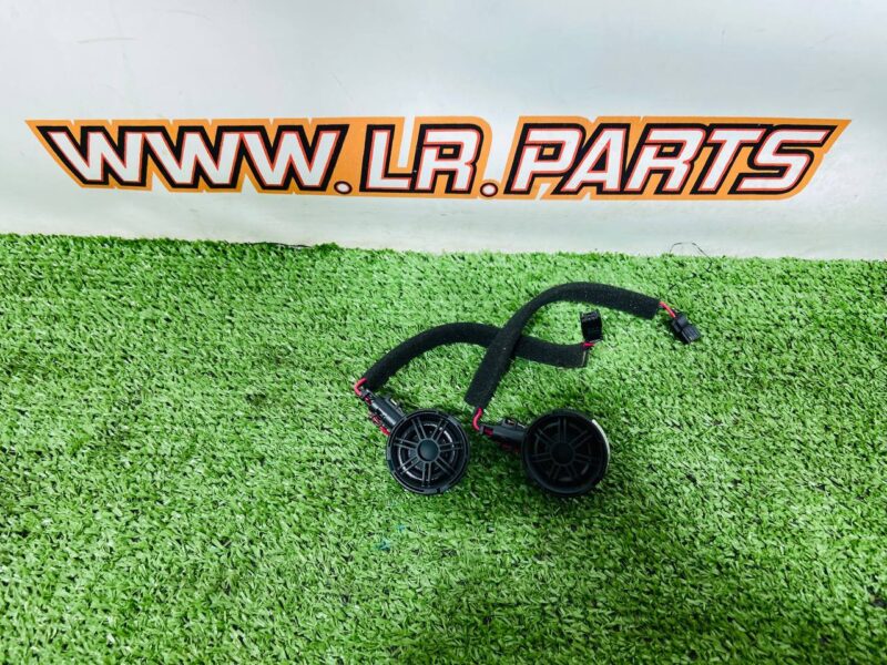 LR182116 High-frequency rear door speaker for Range Rover L460 (2023-) Used cost  € in stock 2 pcs.