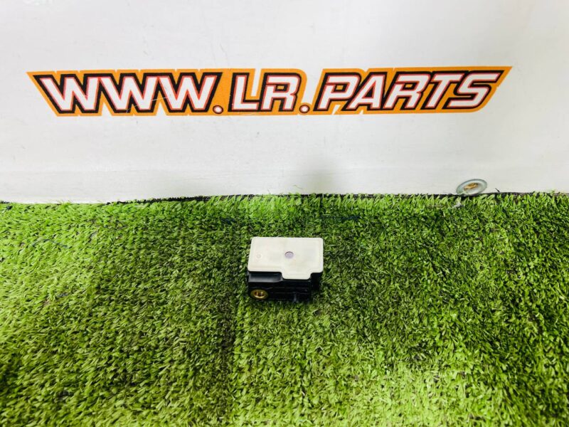 LR183101 Suspension Sensor for Range Rover L460 (2023-) Used cost  € in stock 1 pcs.