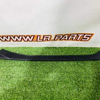 LR183521 Molding trim of the rear right door for Range Rover L460 (2023-) Used cost  € in stock 1 pcs.