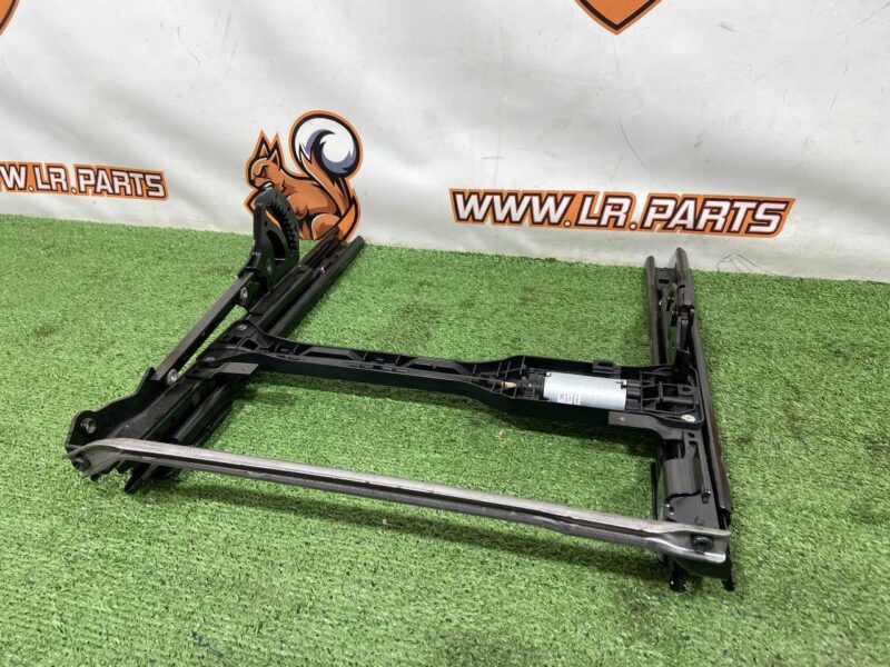 LR189844.1 Sliders of the left front seat Range Rover L460 (2023-) Used cost  € in stock 1 pcs.