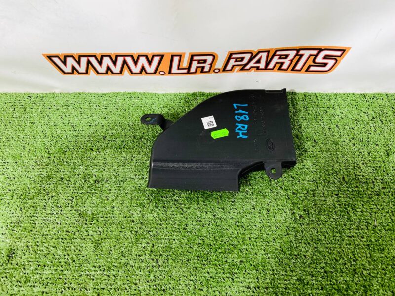 M8E201906BB Right Air Duct Range Rover L460 (2023-) Used cost  € in stock 1 pcs.