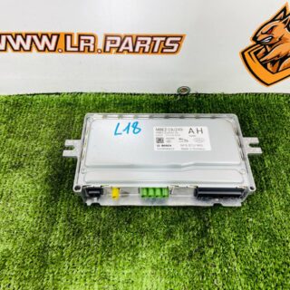 M8E219J249AH Control Unit Range Rover L460 (2023-) Used cost  € in stock 1 pcs.