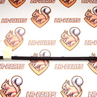 LR058557 Glass seal Rear Right Inner Land Rover Discovery Sport L550 (2015-) Used cost 15 € in stock 1 pcs.