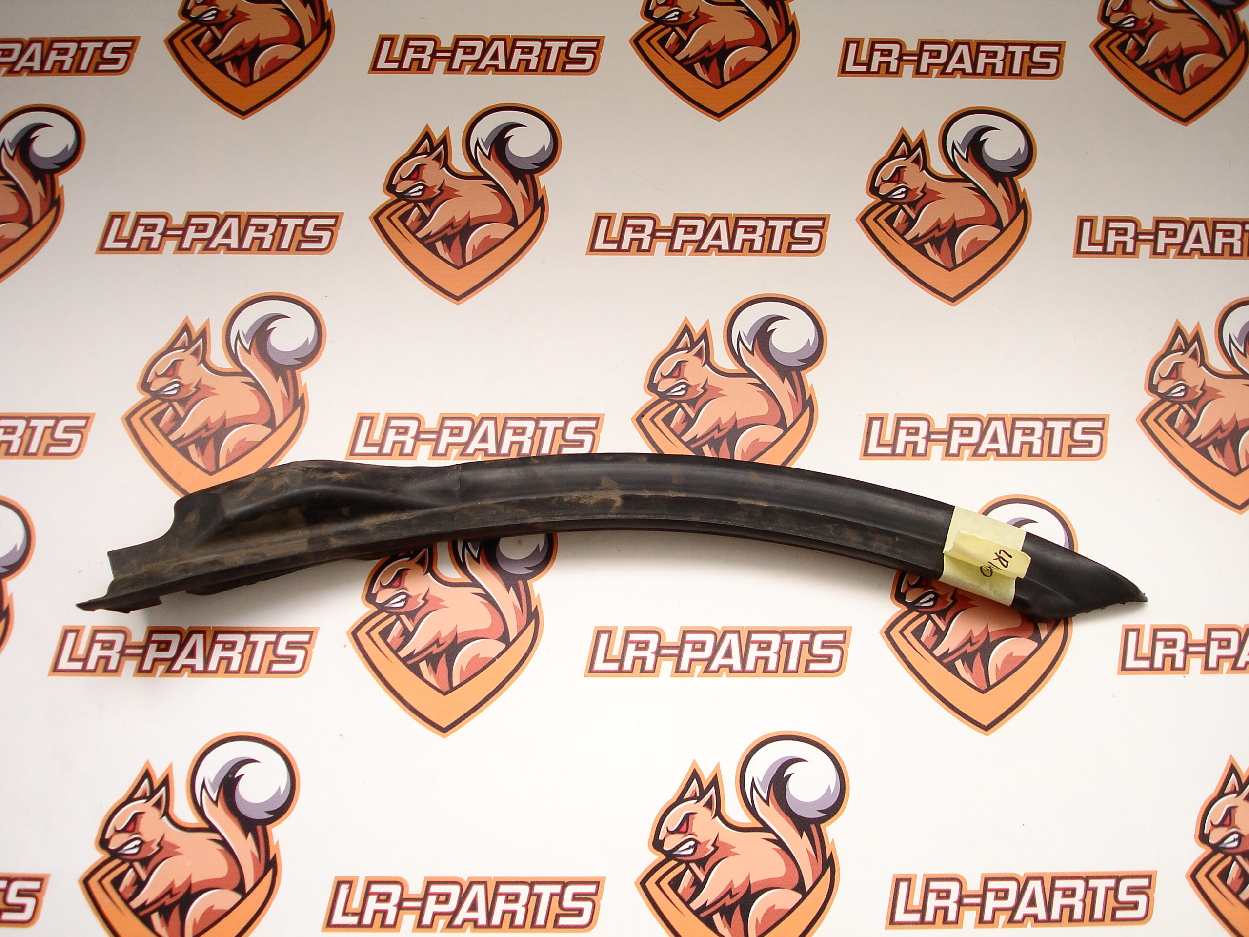 LR136810 Rear Right Door Seal Land Rover Discovery Sport L550 (2015-) Used cost 20 € in stock 1 pcs.