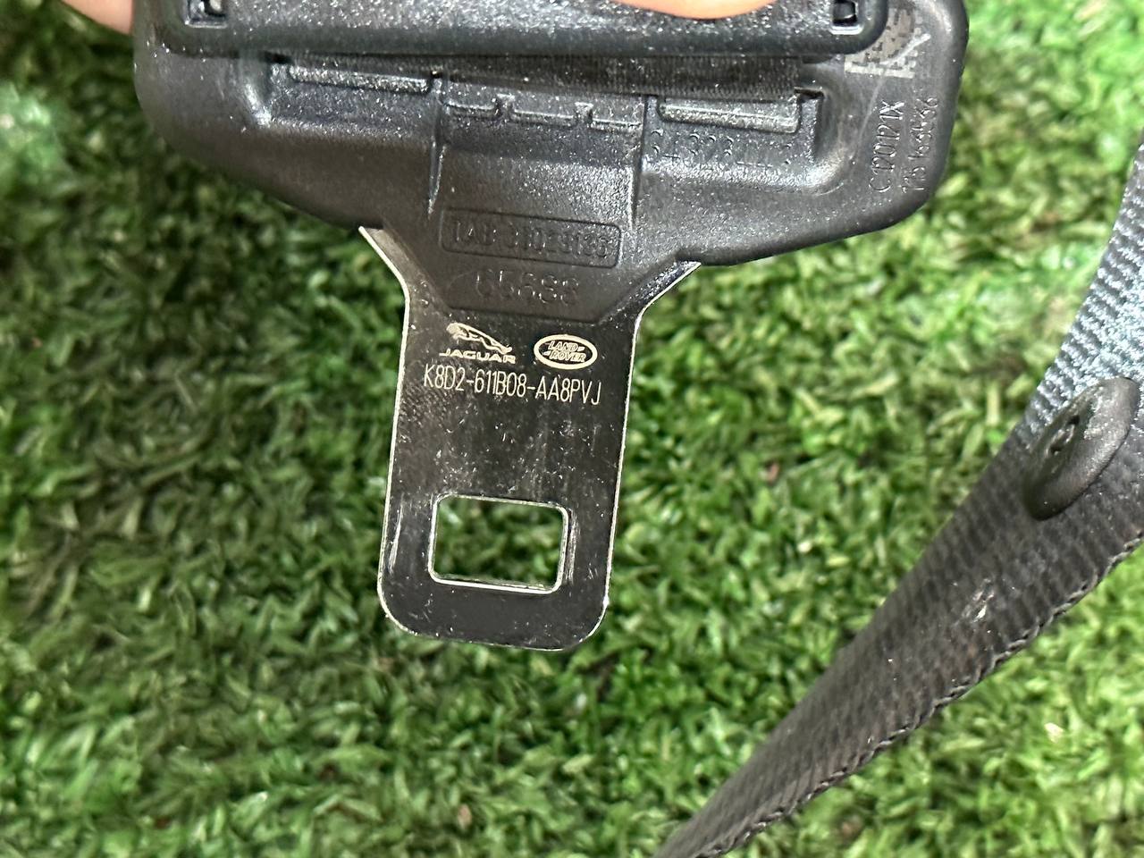 LR149778 Seat belt front right Range Rover Evoque New L551 (2019-) used cost € in stock 1 pcs.