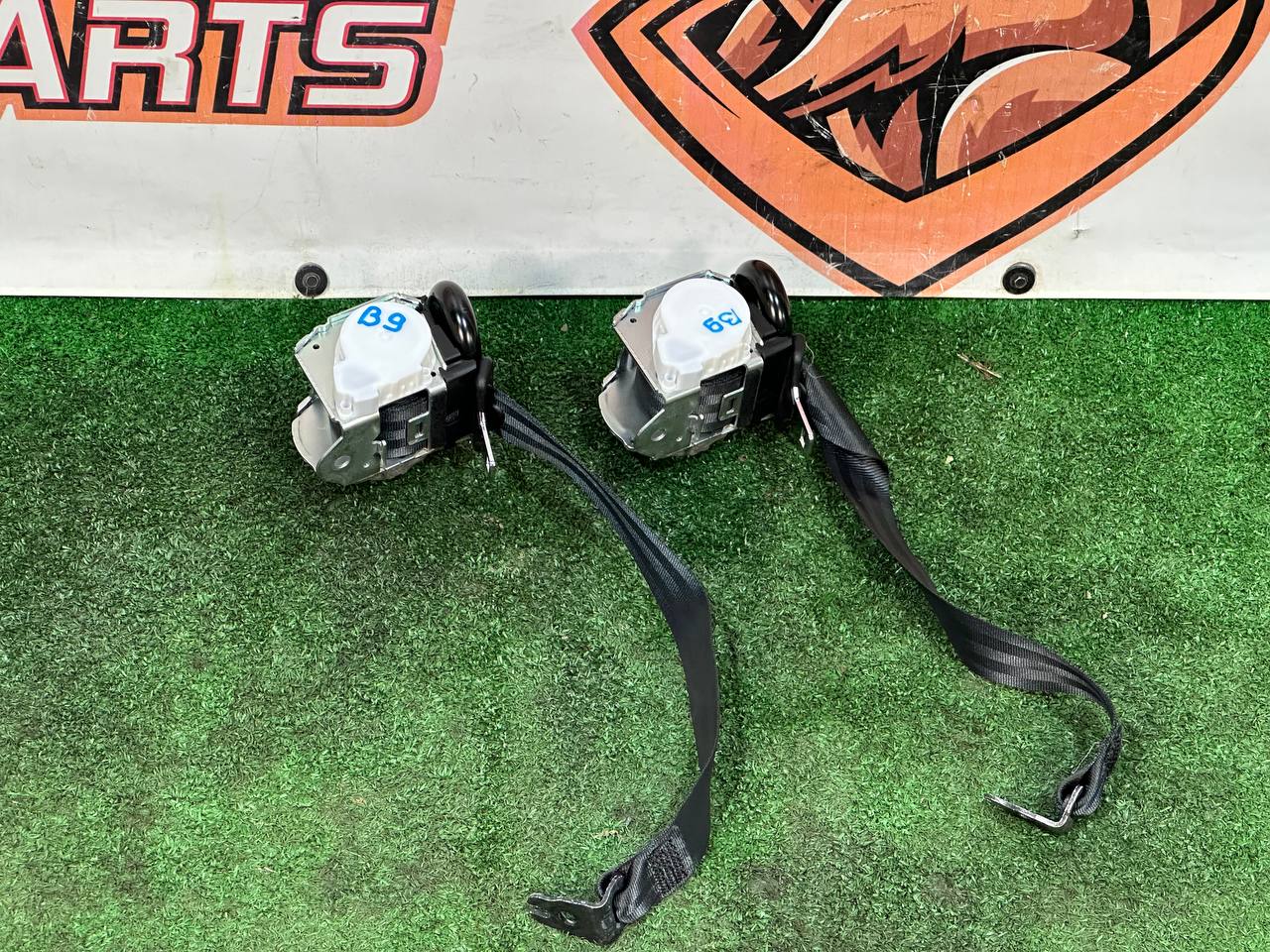 LR149783 Seat belt rear left/right Range Rover Evoque New L551 (2019-) used cost € in stock 1 pcs.