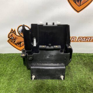 LR151591 Right cargo compartment panel support Range Rover L460 (2023-) Used cost  € in stock 1 pcs.