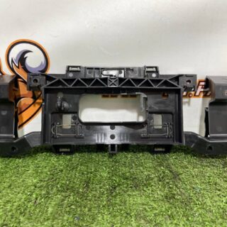 LR152159 Instrument Panel Bracket Range Rover L460 (2023-) used cost € in stock 1 pcs.