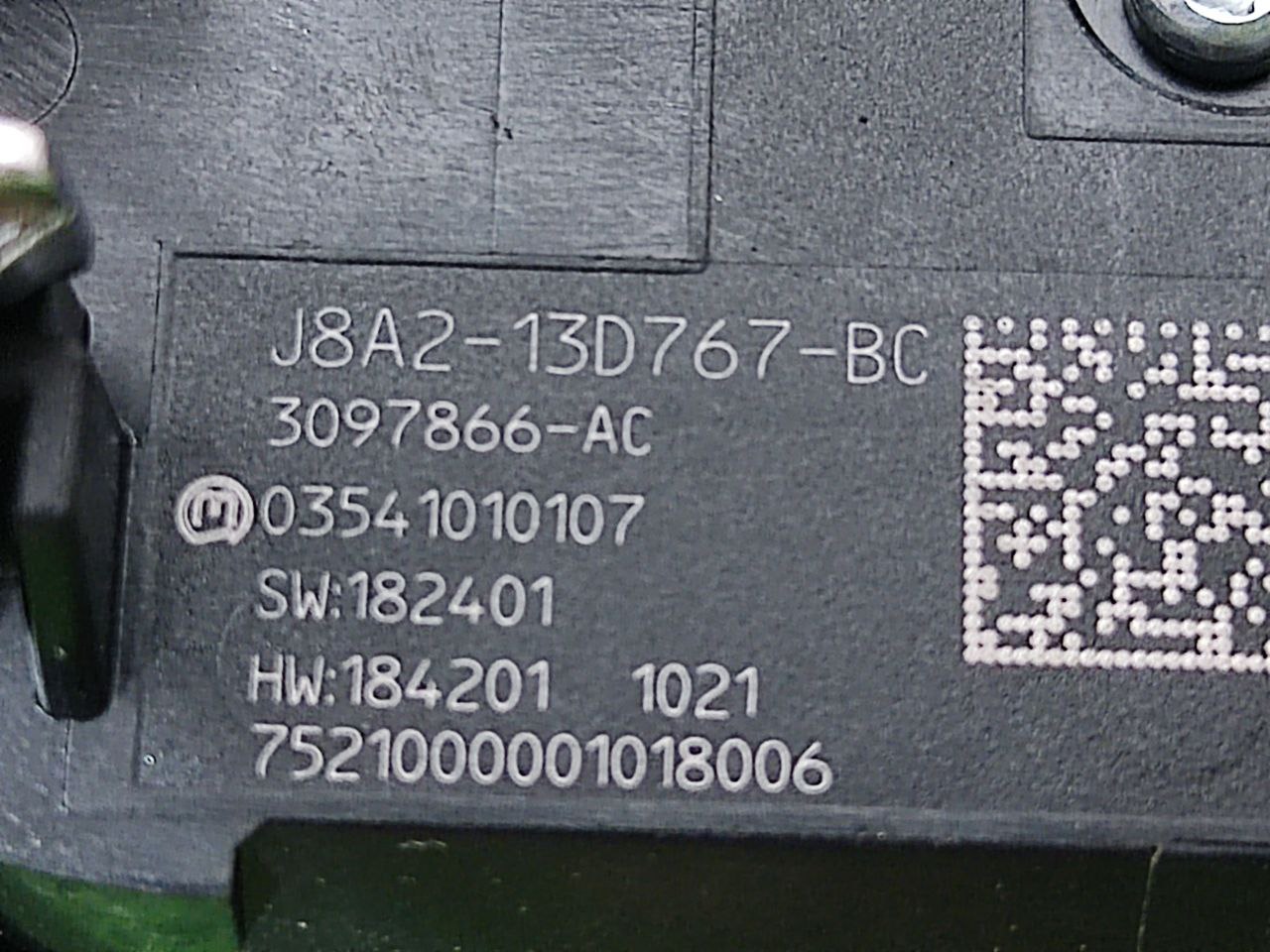 LR116681 Steering wheel button block right RANGE ROVER SPORT L494 13- Used cost 75 € in stock 1 pcs.