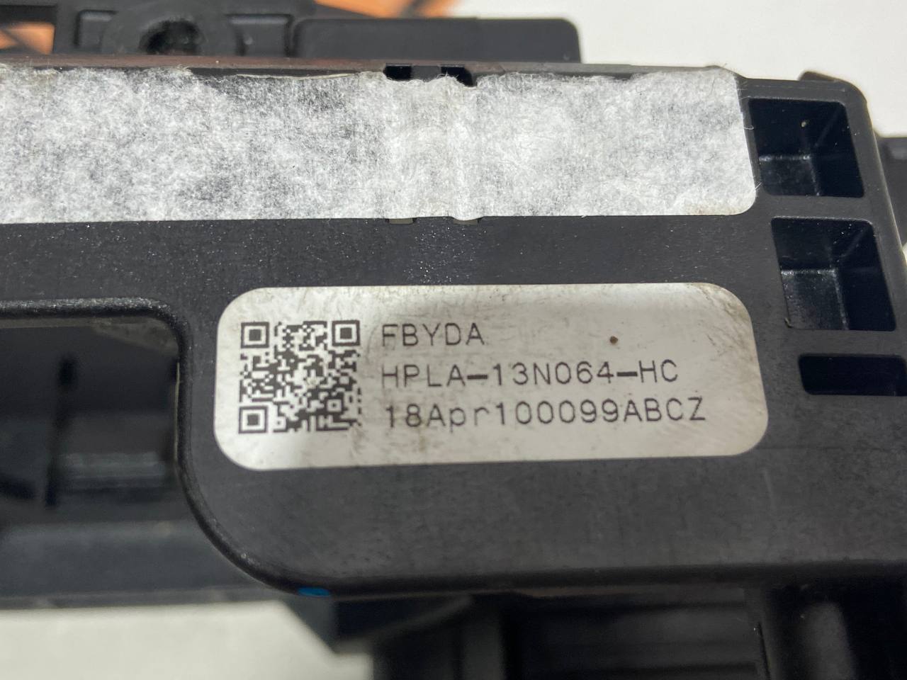 LR042312 Steering wheel switch board Range Rover Sport L494 (2014-2022) Used - Image 23