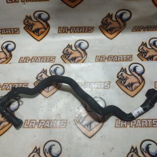 LR062106 Radiator nozzle 3.0 Range Rover Sport L494 (2014-2022) Used cost 75 € in stock 1 pcs.