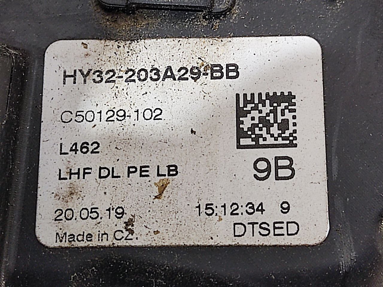 LR078730 Front left door lock Land Rover Discovery Sport L550 Used cost 80 € in stock 1 pcs.