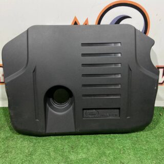 LR121736 Engine cover Range Rover Sport L494 (2014-2022) used cost 120 € in stock 1 pcs.