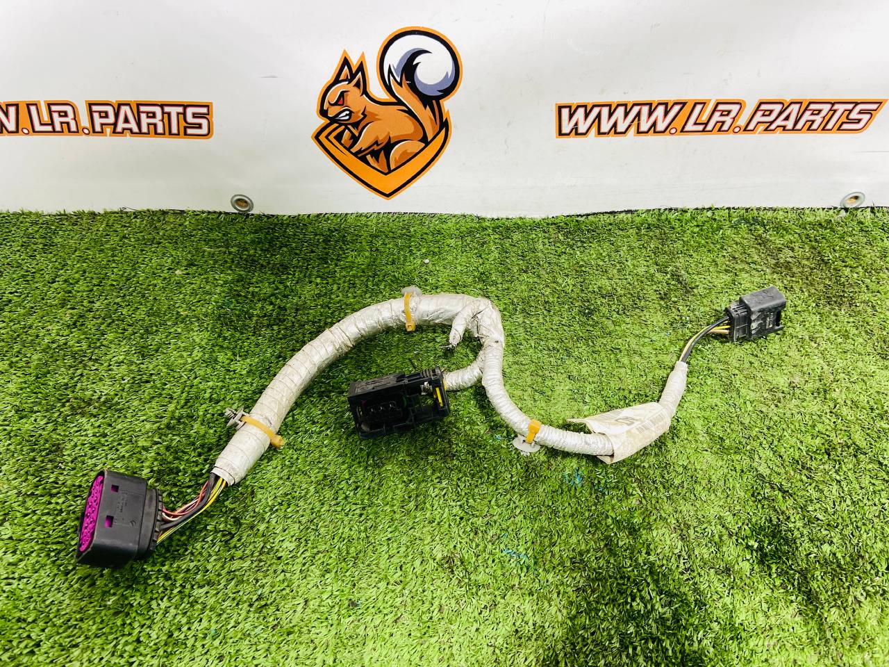 LR137026 Power transmission wiring for Land Rover Discovery Sport L550 (2015-) Used cost 50 € in stock 1 pcs.