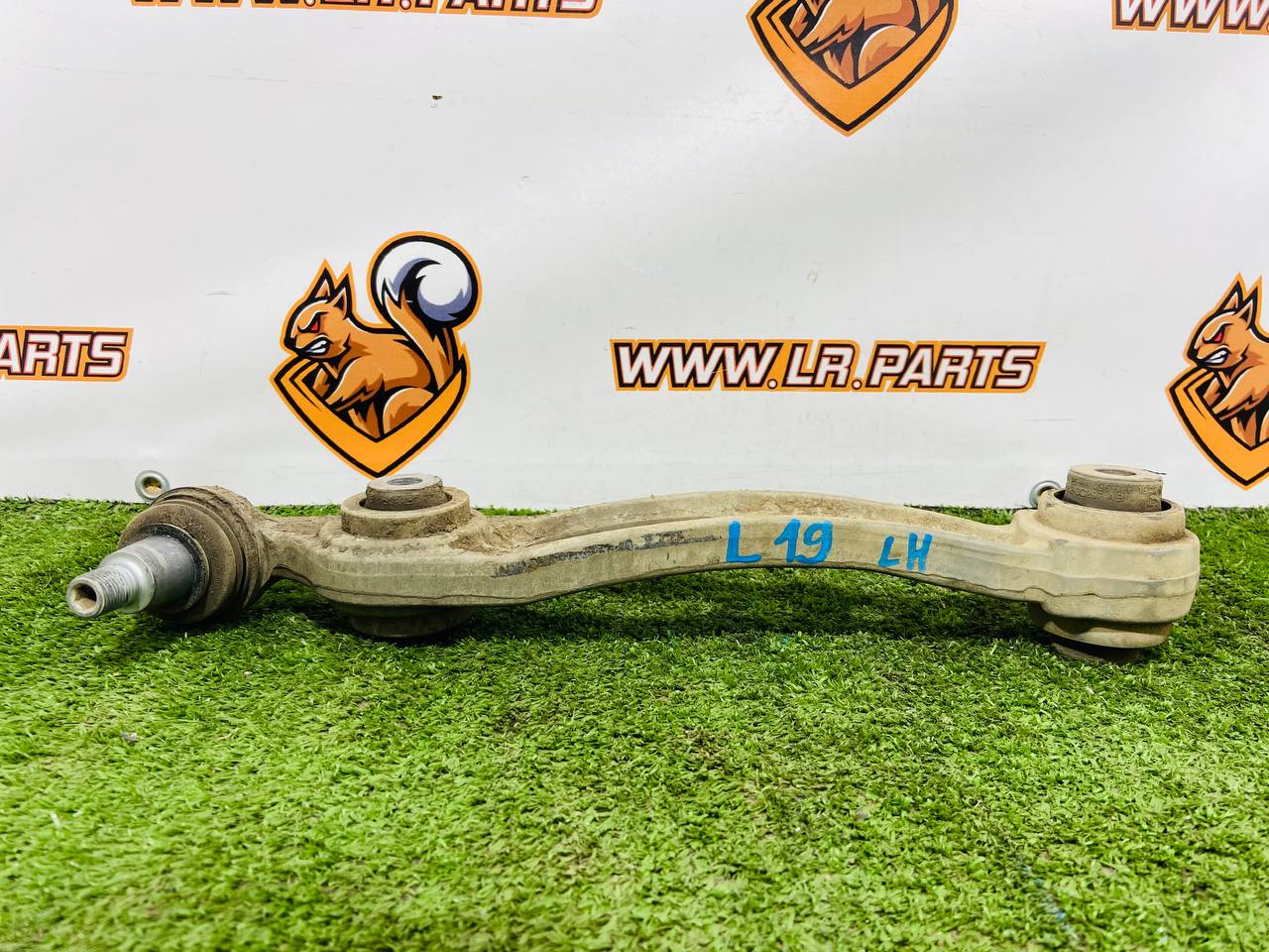 LR137876 Front left lower lever Land Rover Discovery 5 L462 (2017-) USED cost 150 € in stock 1 pcs.