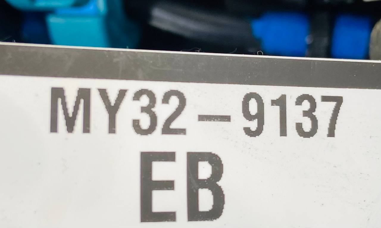 LR141890 Voltage converter housing Land Rover Discovery 5 L462 (2017-) used - Image 12