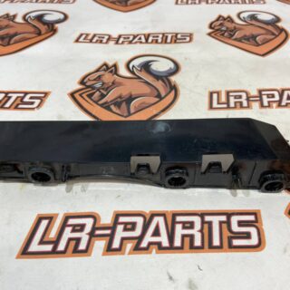 LR146328 Bumper mounting bracket right LAND ROVER DISCOVERY 5 (L462) Used cost 16 € in stock 1 pcs.