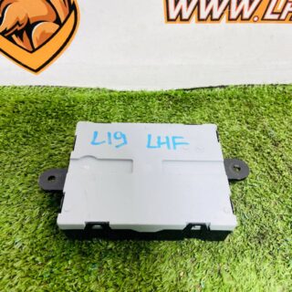 LR174683 Front passenger door control unit Land Rover Discovery 5 L462 (2017-) Used cost  € in stock 1 pcs.