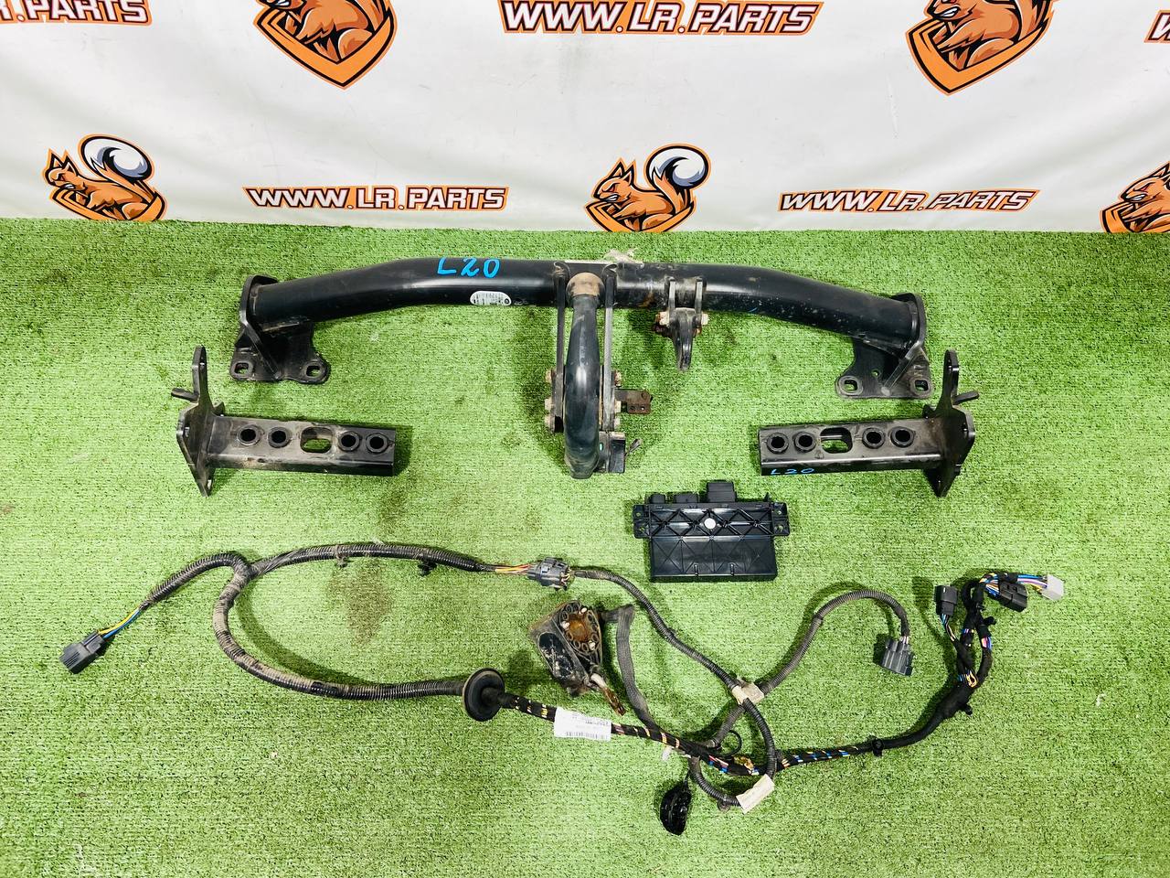 VPLYT0199 Tow Bar Jaguar F Pace Range Rover Velar L560 (2018-) Used cost 515 € in stock 1 pcs.