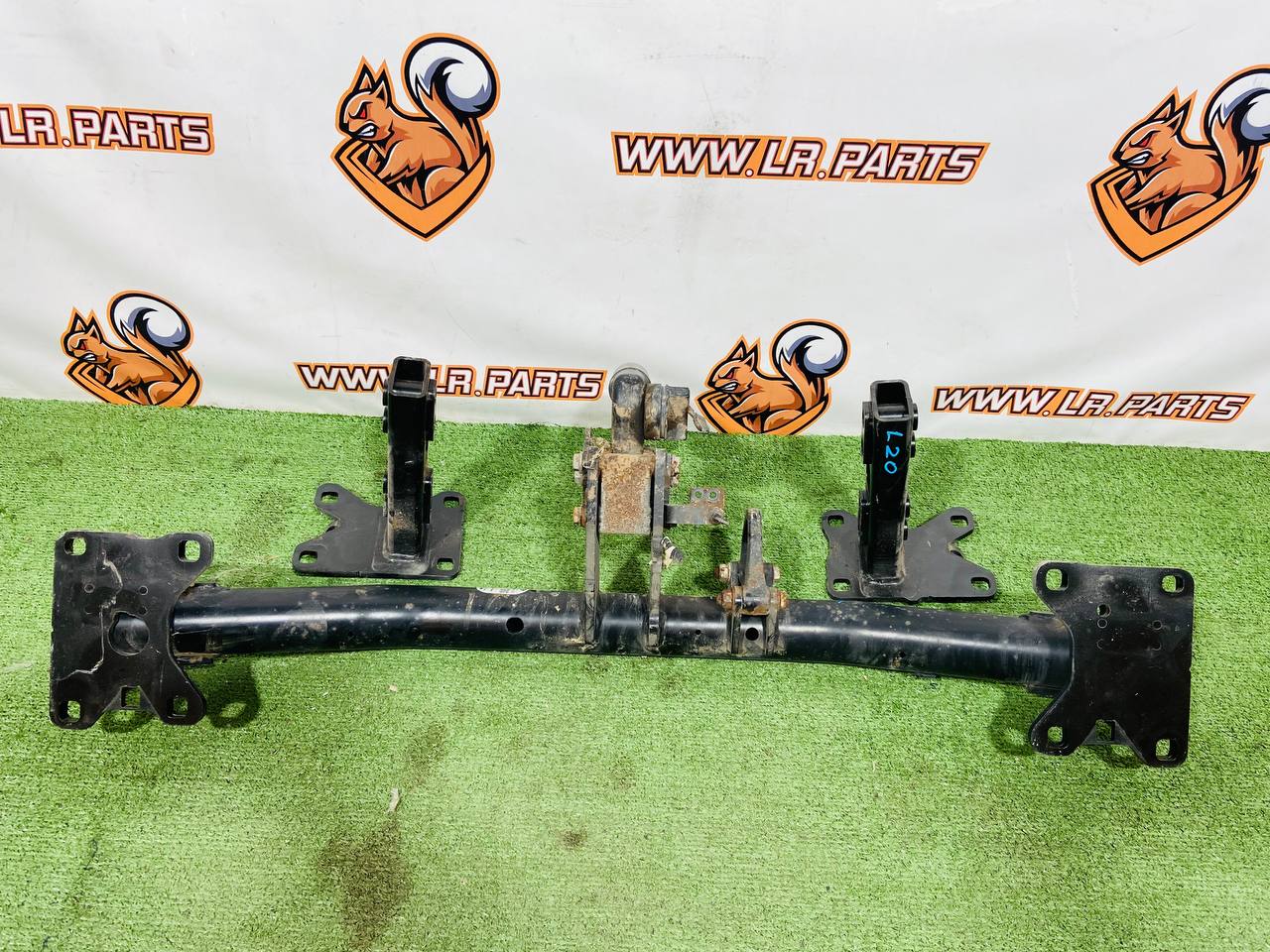 VPLYT0199 Tow Bar Jaguar F Pace Range Rover Velar L560 (2018-) Used cost 515 € in stock 1 pcs.