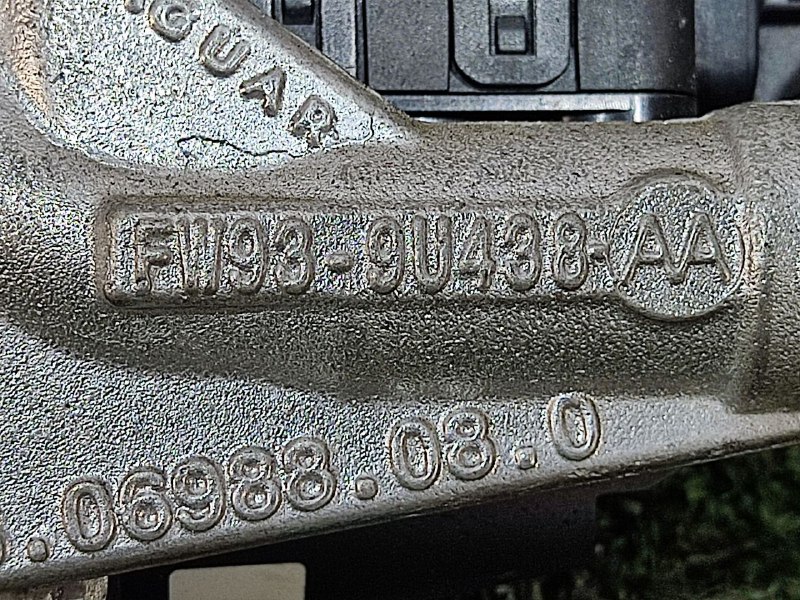 LR063122 Valve EGR right 3.0 TD Range Rover Sport L494 Used cost 150 € in stock 1 pcs.