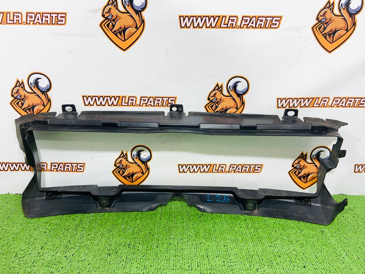 LR114172 Upper ventilation deflector Range Rover Evoque New L551 (2019-) Used cost 110 € in stock 1 pcs.