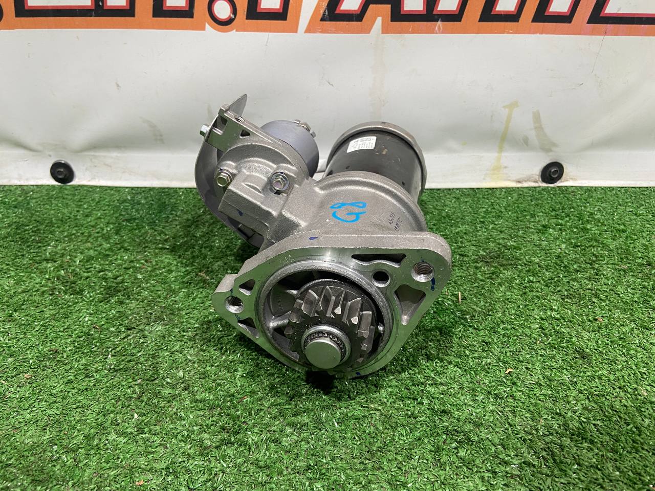 LR121192 Starter Range Rover Sport L494 (2014-2022) Used cost 250 € in stock 3 pcs.