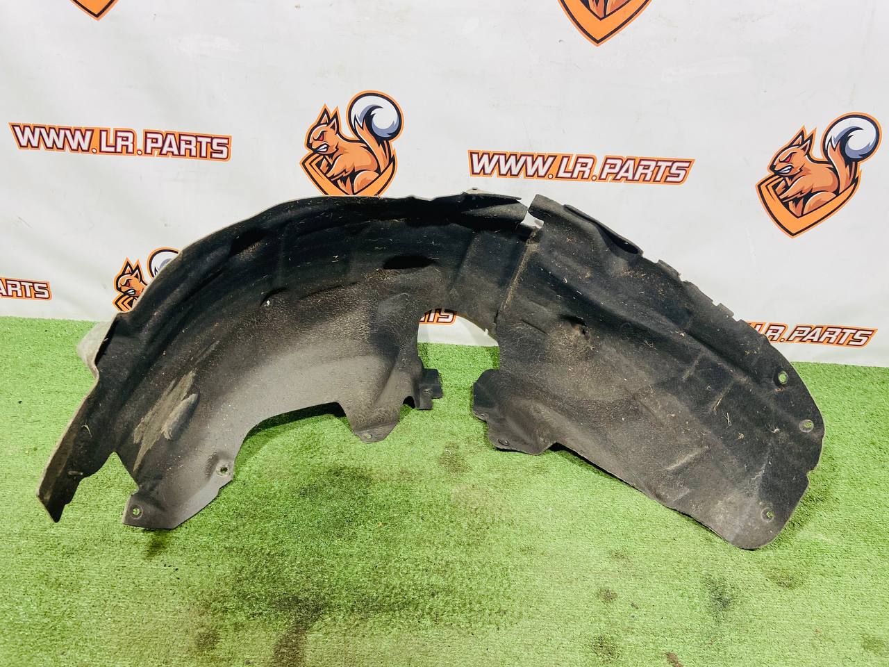 LR151477 Rear left fender Range Rover Sport L461 (2023-) Used cost 126 € in stock 3 pcs.