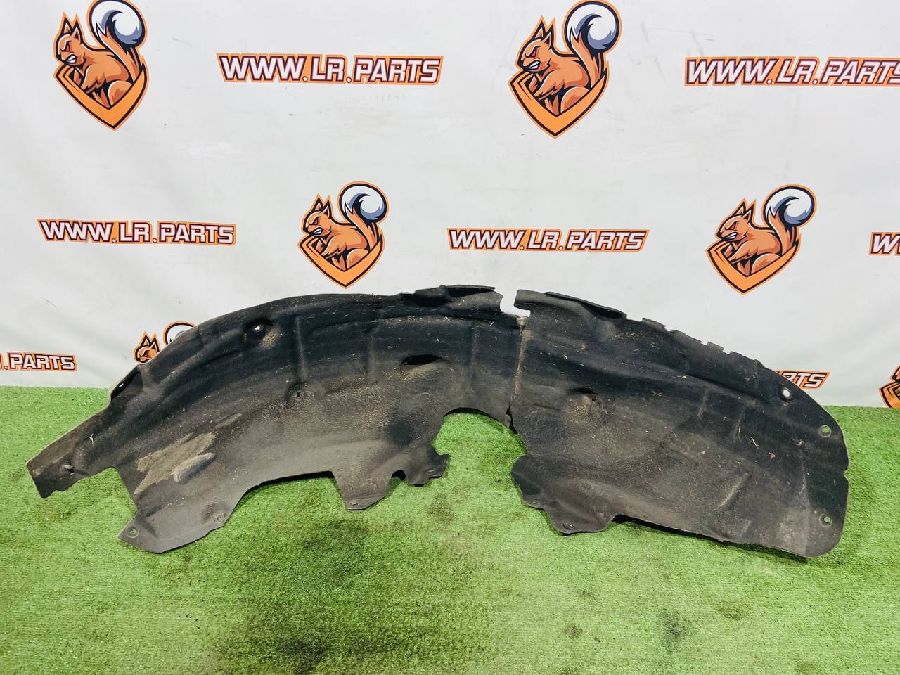 LR151477 Rear left fender Range Rover Sport L461 (2023-) Used cost 126 € in stock 3 pcs.