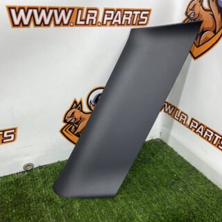 LR151765 Inner finishing of the right rear strut for Range Rover L460 (2023-) Used cost  € in stock 1 pcs.