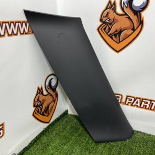 LR151778 Interior trim of the left rear pillar Range Rover L460 (2023-) Used cost 70 € in stock 1 pcs.