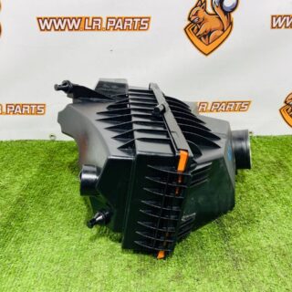 LR152093 Air filter housing left 3.0ie AJ20P6 ingenium Range Rover Sport L461 (2023-) Used cost € in stock 1 pcs.