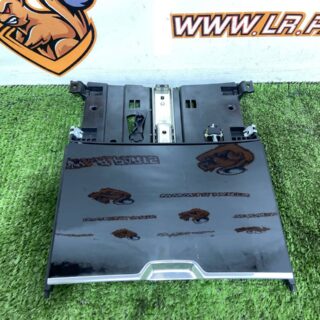 LR152666 Front central console lid Range Rover L460 (2023-) Used cost 130 € in stock 1 pcs.