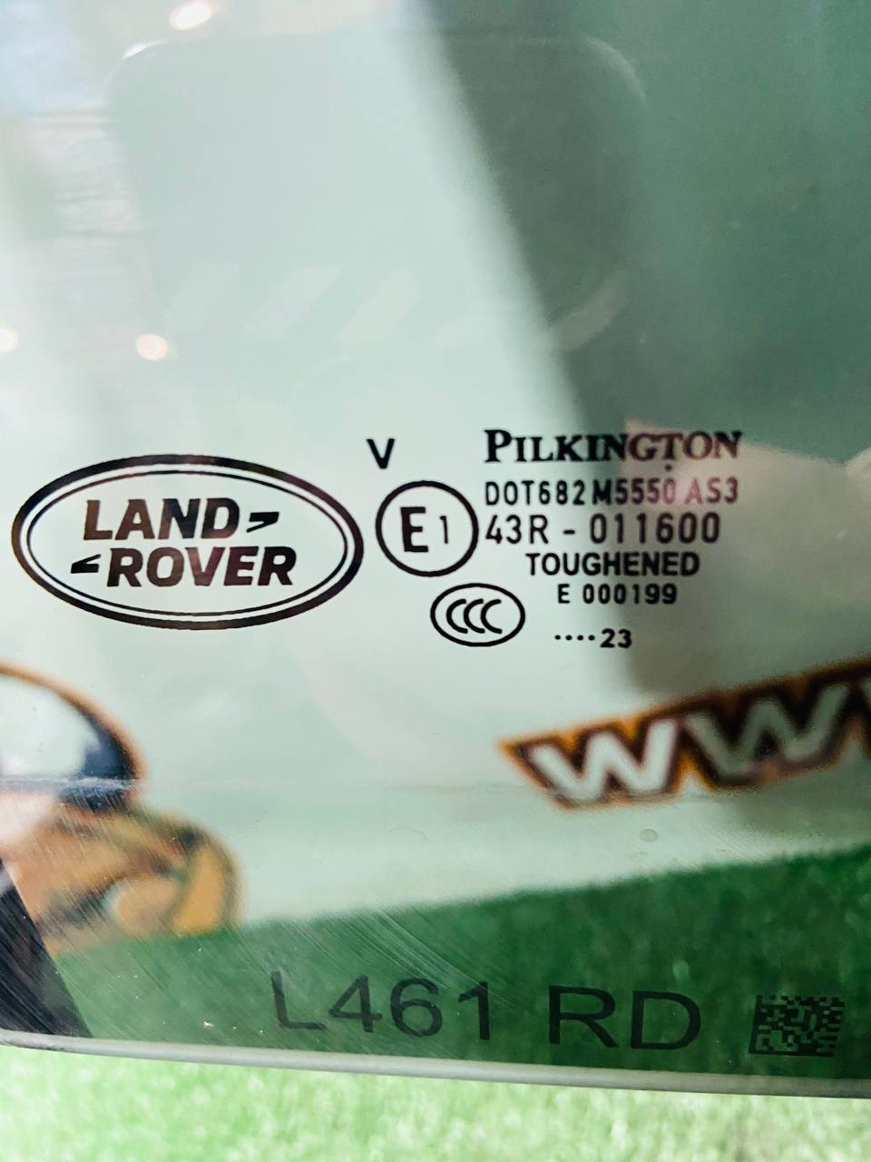 LR168760 Rear right door glass for Range Rover Sport L461 (2023-) Used cost 175 € in stock 2 pcs.