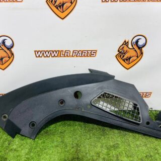 LR168924 Front right headlight overlay for Range Rover Sport L461 (2023-) Used cost  € in stock 1 pcs.