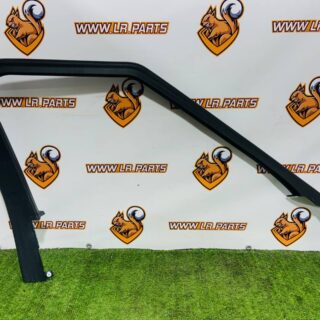 LR169785 Molding of the front left door window frame Range Rover Sport L461 (2023-) Used cost 80 € in stock 1 pcs.